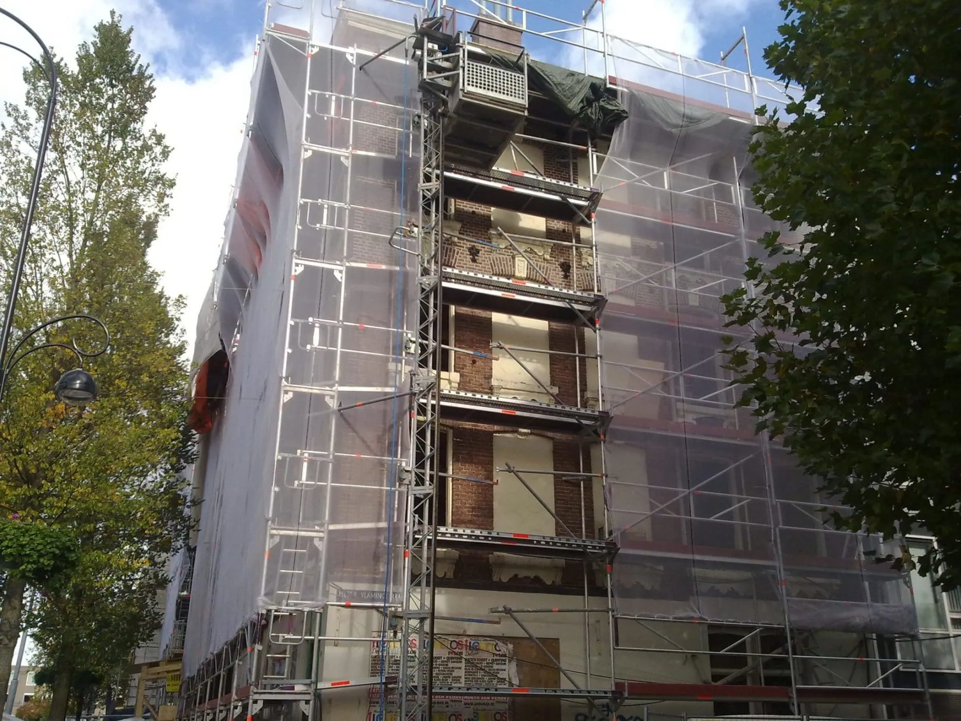 Glasrenovatie monument