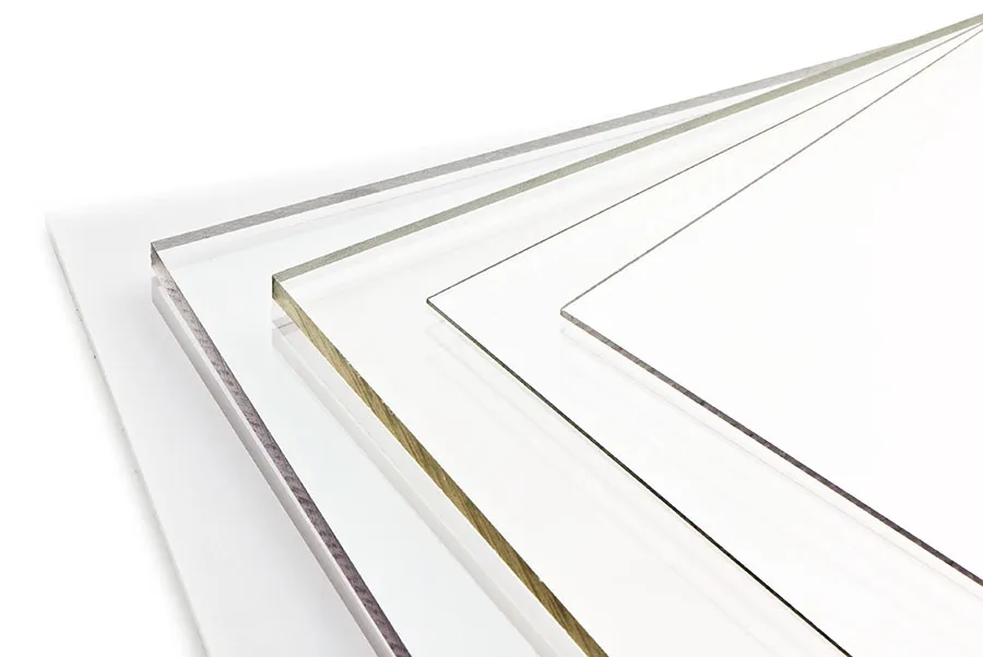 Plexiglas diktes