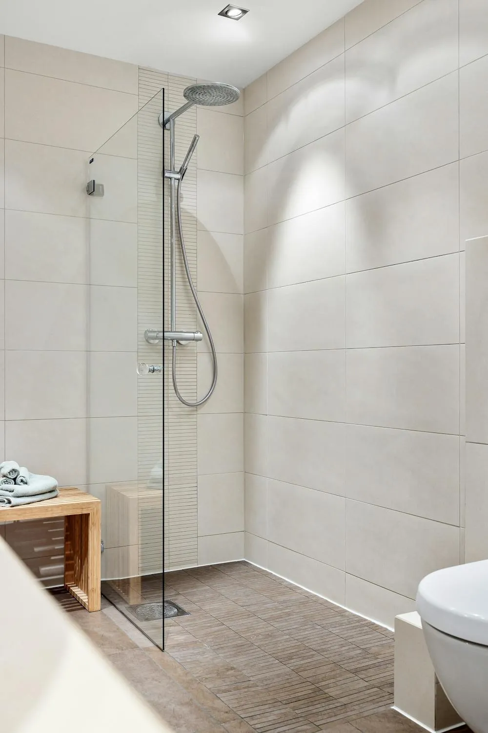 Glazen douche wand
