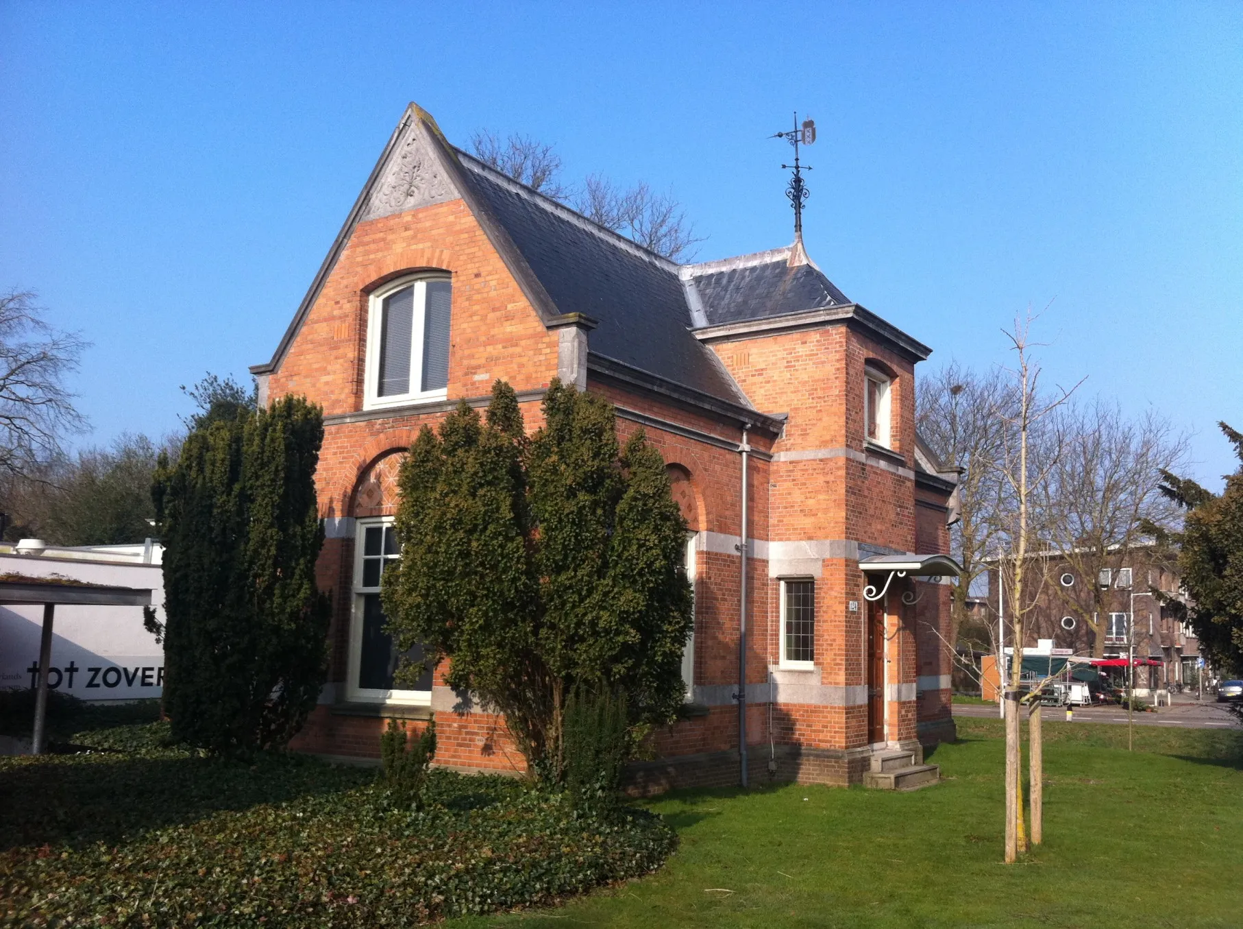 Dun dubbelglas voor monument