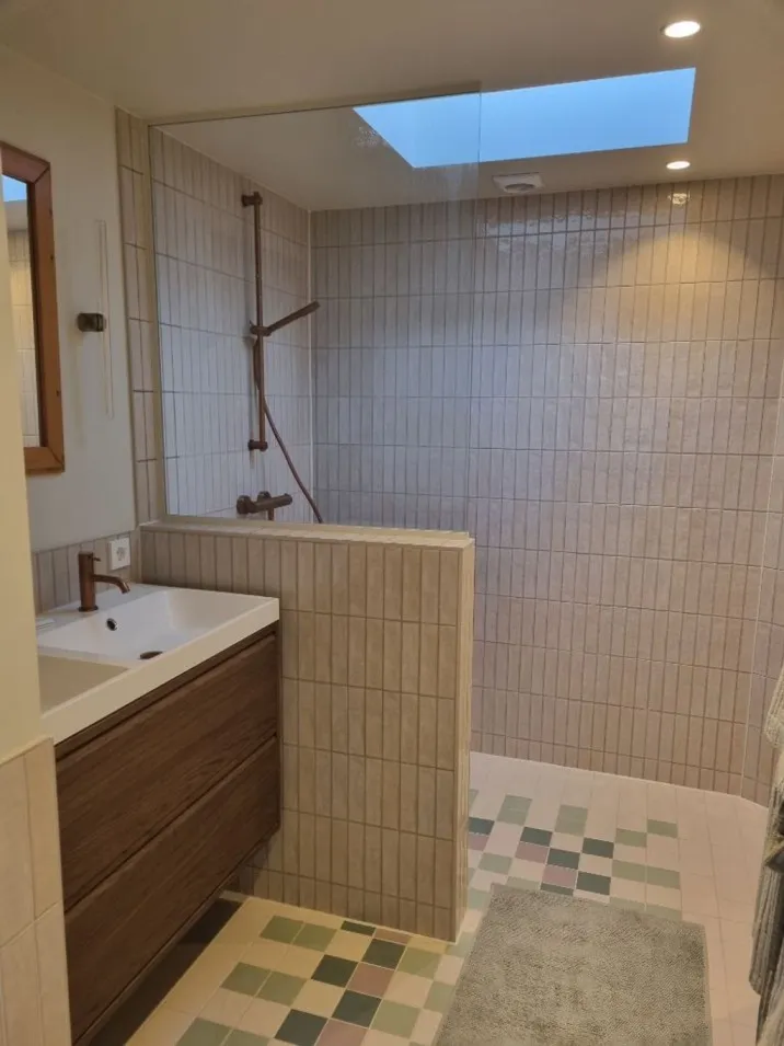 Halve douche wand 